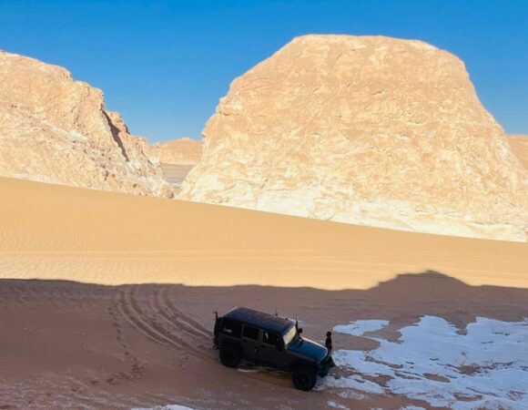 The Ultimate Al-Gara Cave Expedition: 4-Day Western Desert Safari