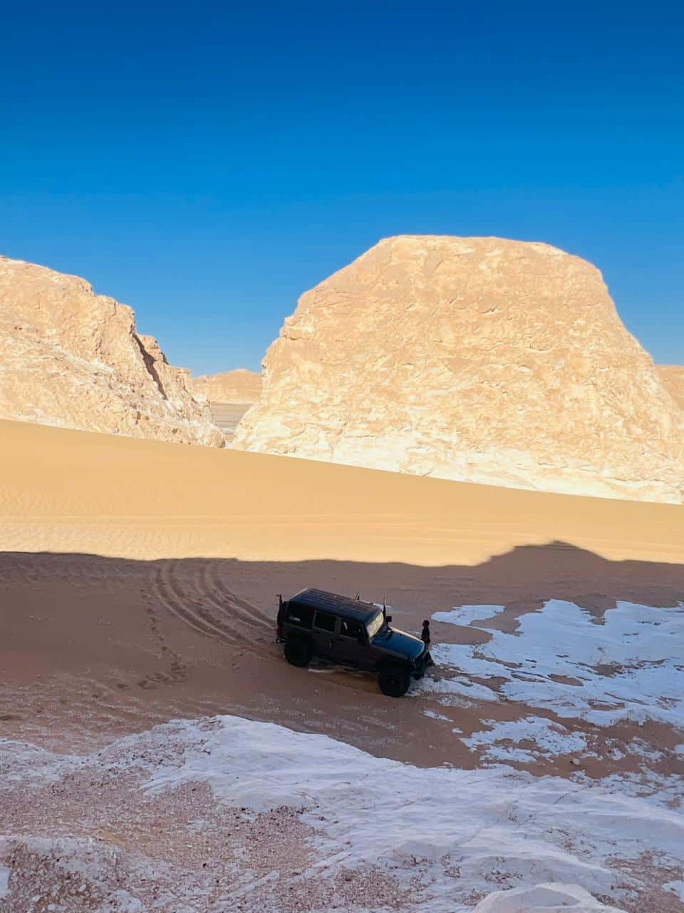 The Ultimate Al-Gara Cave Expedition: 4-Day Western Desert Safari