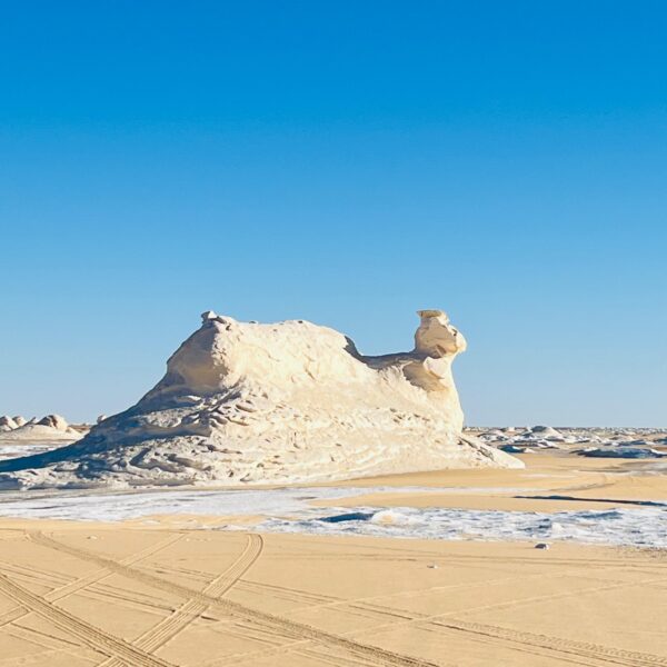 The Ultimate Al-Gara Cave Expedition: 4-Day Western Desert Safari