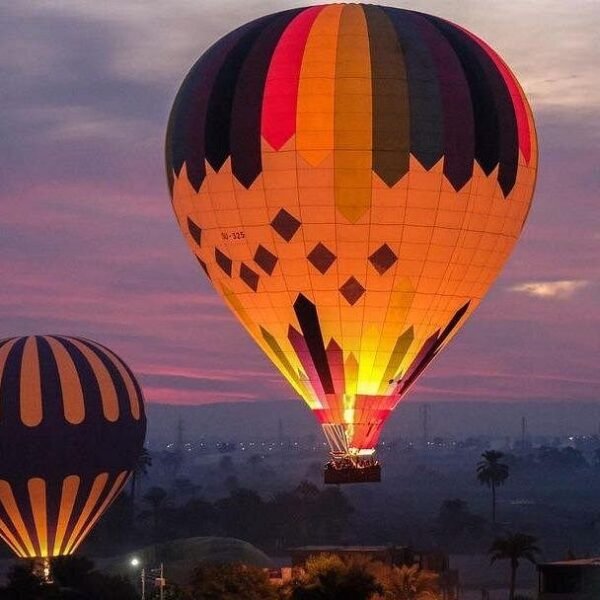 Luxor: West Bank Hot Air Balloon Ride with Hotel Pickup