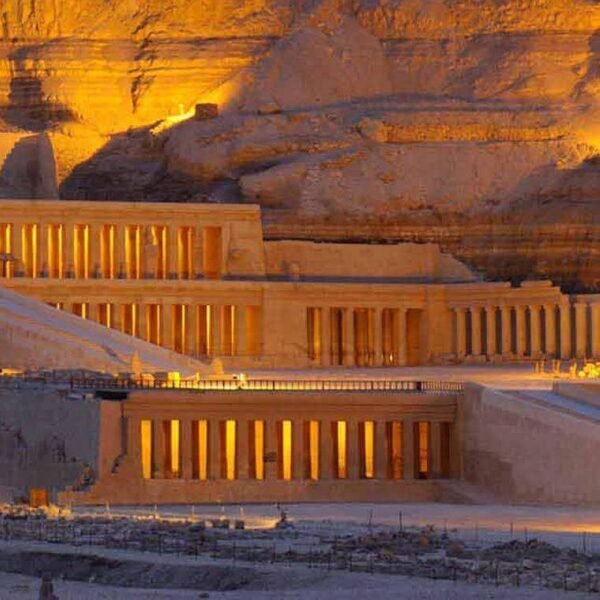 Luxor: Full-Day Shared Tour to West and East Banks